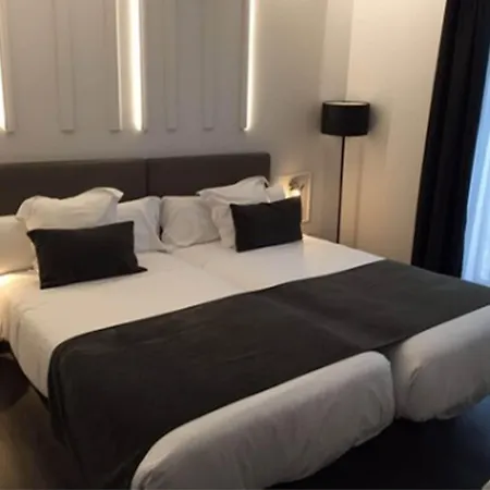 Lux Santiago